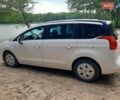 Белый Пежо 5008, объемом двигателя 2 л и пробегом 212 тыс. км за 8500 $, фото 7 на Automoto.ua