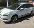 Белый Пежо 5008, объемом двигателя 1.6 л и пробегом 203 тыс. км за 7499 $, фото 1 на Automoto.ua
