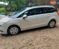 Белый Пежо 5008, объемом двигателя 2 л и пробегом 212 тыс. км за 8500 $, фото 6 на Automoto.ua