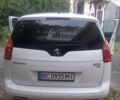 Белый Пежо 5008, объемом двигателя 1.56 л и пробегом 219 тыс. км за 8000 $, фото 3 на Automoto.ua