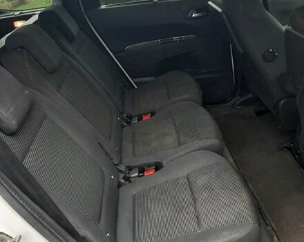 Білий Пежо 5008, об'ємом двигуна 1.6 л та пробігом 344 тис. км за 7600 $, фото 9 на Automoto.ua