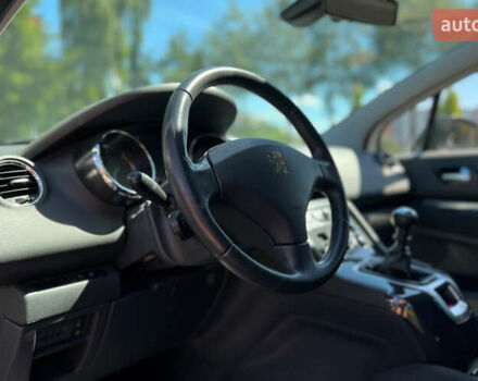 Білий Пежо 5008, об'ємом двигуна 1.6 л та пробігом 256 тис. км за 8900 $, фото 16 на Automoto.ua