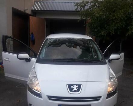 Белый Пежо 5008, объемом двигателя 1.56 л и пробегом 219 тыс. км за 8000 $, фото 7 на Automoto.ua