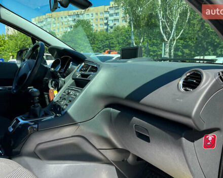 Білий Пежо 5008, об'ємом двигуна 1.6 л та пробігом 256 тис. км за 8900 $, фото 9 на Automoto.ua