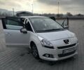 Белый Пежо 5008, объемом двигателя 1.6 л и пробегом 262 тыс. км за 9950 $, фото 1 на Automoto.ua