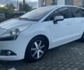 Белый Пежо 5008, объемом двигателя 1.6 л и пробегом 320 тыс. км за 7999 $, фото 1 на Automoto.ua