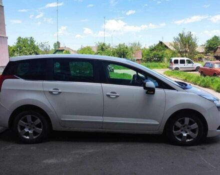 Белый Пежо 5008, объемом двигателя 1.56 л и пробегом 270 тыс. км за 8000 $, фото 1 на Automoto.ua