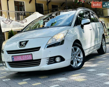 Білий Пежо 5008, об'ємом двигуна 2 л та пробігом 269 тис. км за 9999 $, фото 4 на Automoto.ua