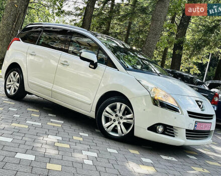 Білий Пежо 5008, об'ємом двигуна 2 л та пробігом 269 тис. км за 9999 $, фото 26 на Automoto.ua