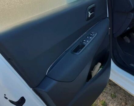 Белый Пежо 5008, объемом двигателя 1.6 л и пробегом 240 тыс. км за 9300 $, фото 21 на Automoto.ua