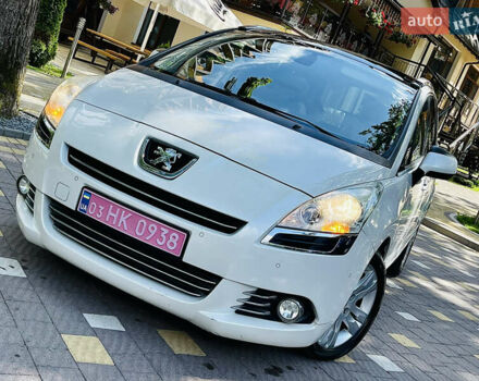 Білий Пежо 5008, об'ємом двигуна 2 л та пробігом 269 тис. км за 9999 $, фото 15 на Automoto.ua