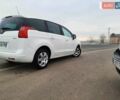 Белый Пежо 5008, объемом двигателя 1.6 л и пробегом 240 тыс. км за 9300 $, фото 7 на Automoto.ua