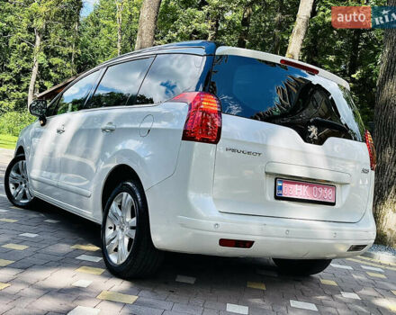 Білий Пежо 5008, об'ємом двигуна 2 л та пробігом 269 тис. км за 9999 $, фото 27 на Automoto.ua