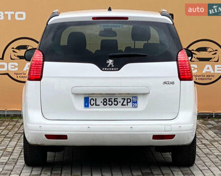 Білий Пежо 5008, об'ємом двигуна 2 л та пробігом 221 тис. км за 9900 $, фото 8 на Automoto.ua