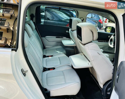 Білий Пежо 5008, об'ємом двигуна 2 л та пробігом 269 тис. км за 9999 $, фото 33 на Automoto.ua