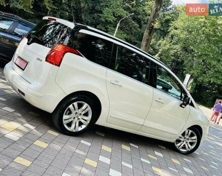 Білий Пежо 5008, об'ємом двигуна 2 л та пробігом 269 тис. км за 9999 $, фото 14 на Automoto.ua