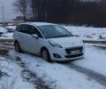 Белый Пежо 5008, объемом двигателя 1.6 л и пробегом 240 тыс. км за 9300 $, фото 1 на Automoto.ua