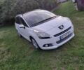 Білий Пежо 5008, об'ємом двигуна 2 л та пробігом 236 тис. км за 8800 $, фото 1 на Automoto.ua