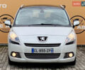 Білий Пежо 5008, об'ємом двигуна 2 л та пробігом 221 тис. км за 9900 $, фото 1 на Automoto.ua