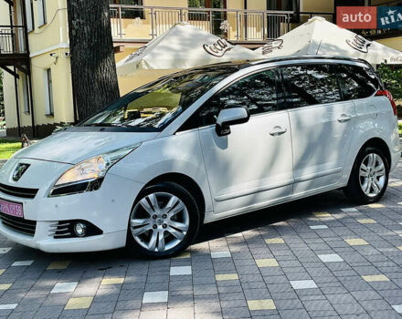 Білий Пежо 5008, об'ємом двигуна 2 л та пробігом 269 тис. км за 9999 $, фото 7 на Automoto.ua