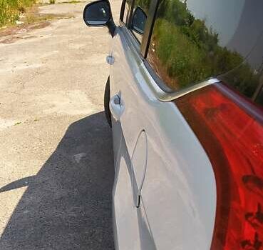 Белый Пежо 5008, объемом двигателя 1.6 л и пробегом 190 тыс. км за 12200 $, фото 14 на Automoto.ua