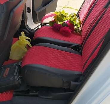 Белый Пежо 5008, объемом двигателя 1.6 л и пробегом 190 тыс. км за 12200 $, фото 22 на Automoto.ua