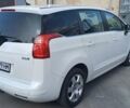 Белый Пежо 5008, объемом двигателя 2 л и пробегом 295 тыс. км за 10500 $, фото 15 на Automoto.ua