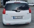 Белый Пежо 5008, объемом двигателя 2 л и пробегом 295 тыс. км за 10500 $, фото 16 на Automoto.ua