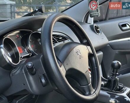 Білий Пежо 5008, об'ємом двигуна 1.56 л та пробігом 178 тис. км за 10500 $, фото 23 на Automoto.ua