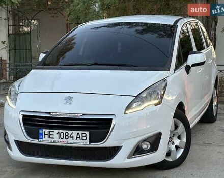 Білий Пежо 5008, об'ємом двигуна 1.56 л та пробігом 178 тис. км за 10500 $, фото 7 на Automoto.ua