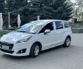 Белый Пежо 5008, объемом двигателя 1.6 л и пробегом 251 тыс. км за 11041 $, фото 1 на Automoto.ua