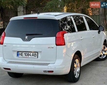 Білий Пежо 5008, об'ємом двигуна 1.56 л та пробігом 178 тис. км за 10500 $, фото 15 на Automoto.ua