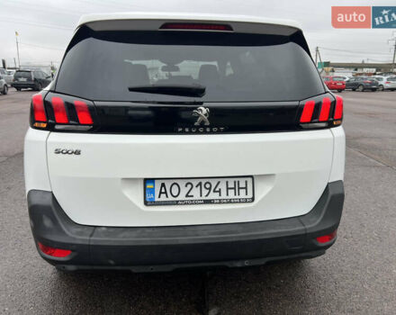 Білий Пежо 5008, об'ємом двигуна 1.56 л та пробігом 217 тис. км за 18900 $, фото 5 на Automoto.ua