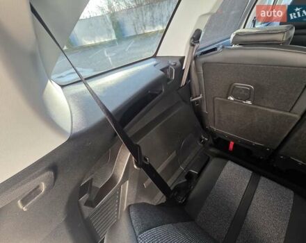 Белый Пежо 5008, объемом двигателя 1.5 л и пробегом 178 тыс. км за 20950 $, фото 64 на Automoto.ua