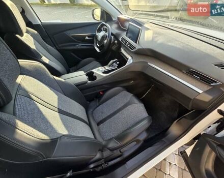 Белый Пежо 5008, объемом двигателя 1.5 л и пробегом 178 тыс. км за 20950 $, фото 49 на Automoto.ua