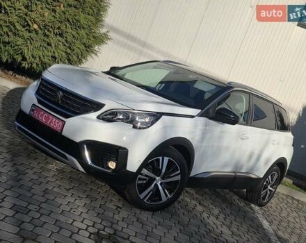 Белый Пежо 5008, объемом двигателя 1.5 л и пробегом 178 тыс. км за 20950 $, фото 3 на Automoto.ua