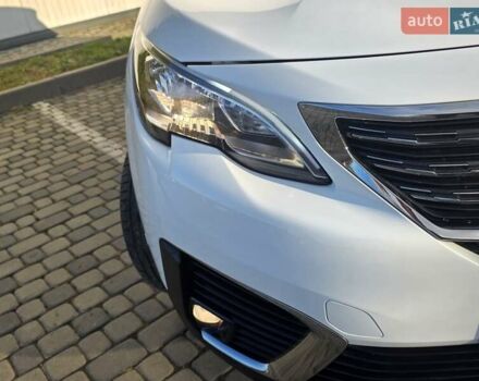 Белый Пежо 5008, объемом двигателя 1.5 л и пробегом 178 тыс. км за 20950 $, фото 43 на Automoto.ua