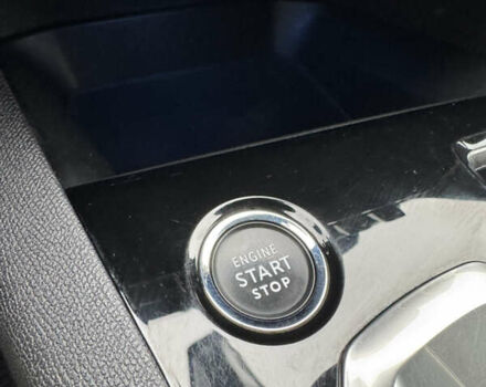 Белый Пежо 5008, объемом двигателя 2 л и пробегом 39 тыс. км за 33999 $, фото 133 на Automoto.ua