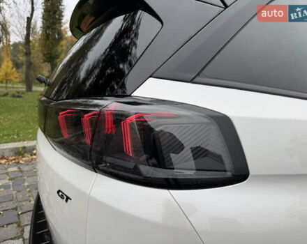 Белый Пежо 5008, объемом двигателя 2 л и пробегом 39 тыс. км за 33999 $, фото 126 на Automoto.ua