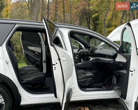 Белый Пежо 5008, объемом двигателя 2 л и пробегом 39 тыс. км за 33999 $, фото 104 на Automoto.ua