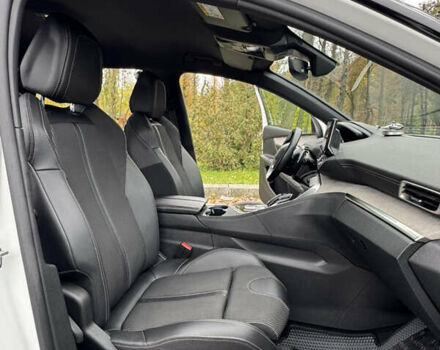 Белый Пежо 5008, объемом двигателя 2 л и пробегом 39 тыс. км за 33999 $, фото 88 на Automoto.ua