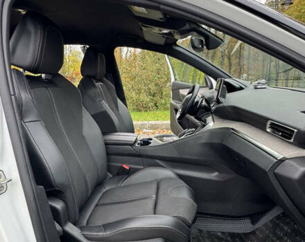 Белый Пежо 5008, объемом двигателя 2 л и пробегом 39 тыс. км за 33999 $, фото 79 на Automoto.ua