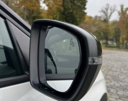 Белый Пежо 5008, объемом двигателя 2 л и пробегом 39 тыс. км за 33999 $, фото 129 на Automoto.ua