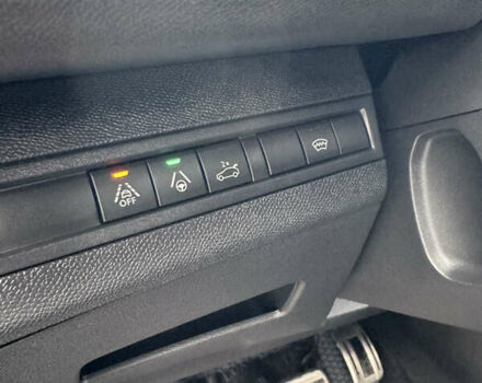 Белый Пежо 5008, объемом двигателя 2 л и пробегом 39 тыс. км за 33999 $, фото 40 на Automoto.ua