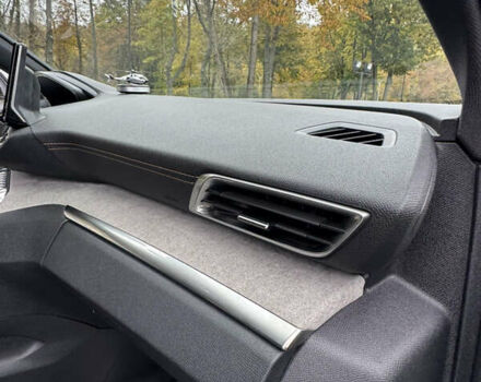 Белый Пежо 5008, объемом двигателя 2 л и пробегом 39 тыс. км за 33999 $, фото 81 на Automoto.ua