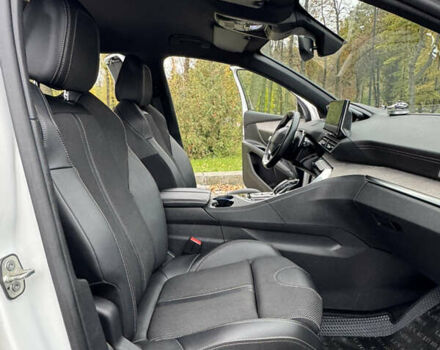 Белый Пежо 5008, объемом двигателя 2 л и пробегом 39 тыс. км за 33999 $, фото 87 на Automoto.ua