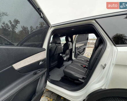 Белый Пежо 5008, объемом двигателя 2 л и пробегом 39 тыс. км за 33999 $, фото 36 на Automoto.ua