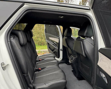 Белый Пежо 5008, объемом двигателя 2 л и пробегом 39 тыс. км за 33999 $, фото 76 на Automoto.ua