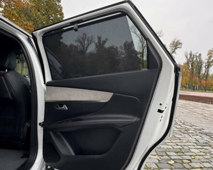 Белый Пежо 5008, объемом двигателя 2 л и пробегом 39 тыс. км за 33999 $, фото 15 на Automoto.ua