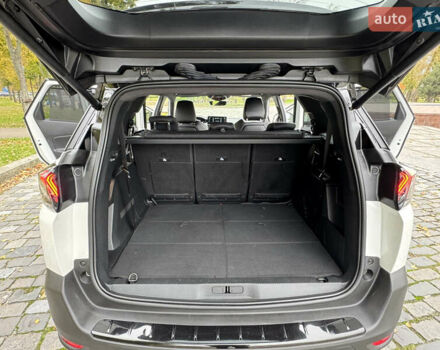 Белый Пежо 5008, объемом двигателя 2 л и пробегом 39 тыс. км за 33999 $, фото 30 на Automoto.ua